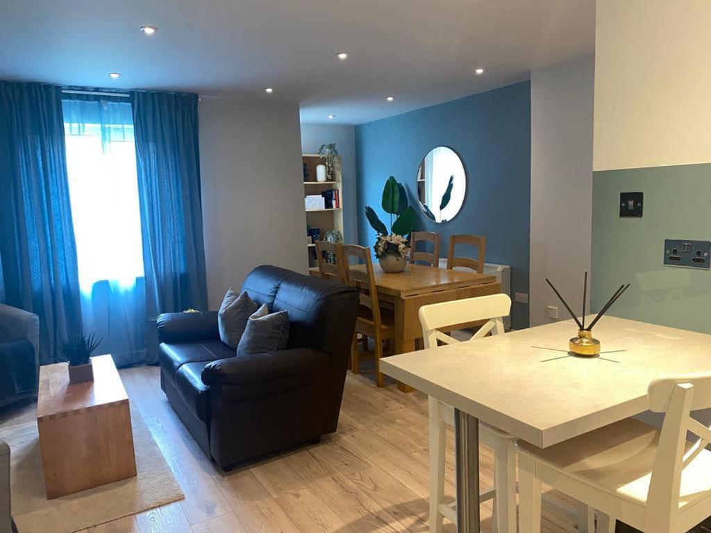 Great Escape In Bay Apartment *